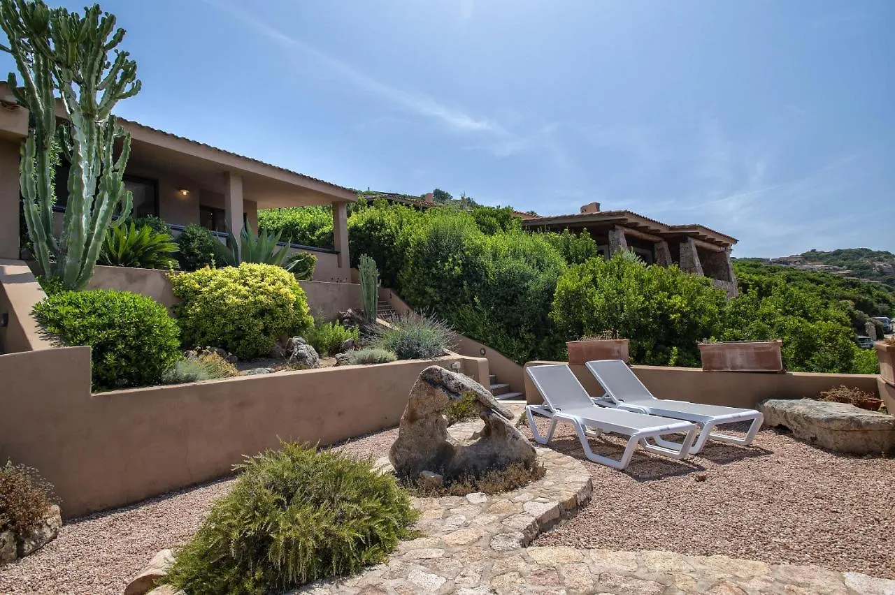 Villa Sirius Costa Paradiso 0*,